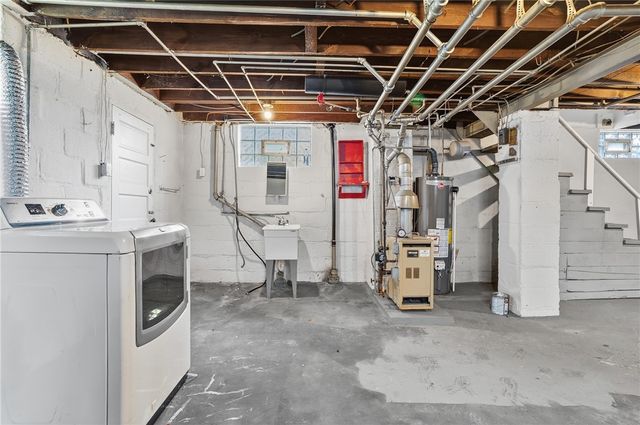 821 Worthington Avenue, Clairton, PA 15025