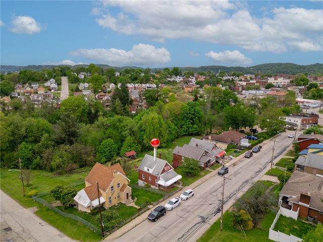 821 Worthington Avenue, Clairton, PA 15025