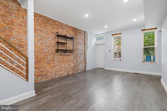 654 N 36TH ST, Philadelphia, PA 19104