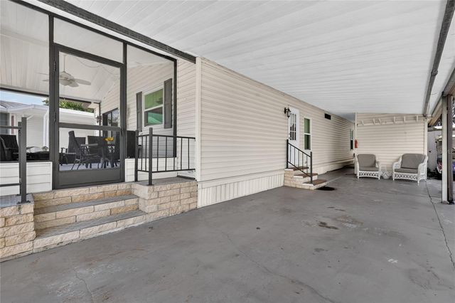 572 TAMMI DRIVE, Leesburg, FL 34788