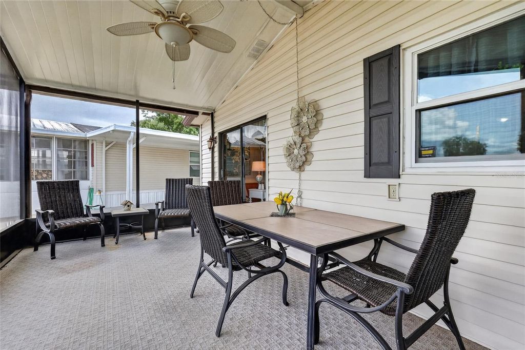 Image 24 of property listing at 572 TAMMI DRIVE, Leesburg, FL 34788