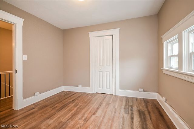 1376 Gladys Avenue, Lakewood, OH 44107