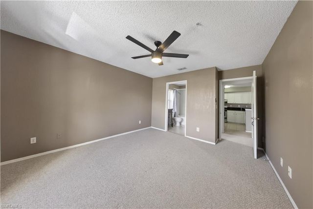 8290 Ibis Club LN 913, Naples, FL 34104