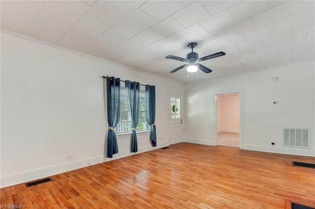 1322 Maryland Avenue, Eden, NC 27288