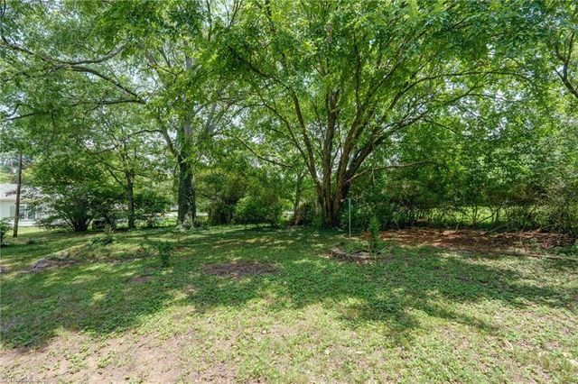 1322 Maryland Avenue, Eden, NC 27288