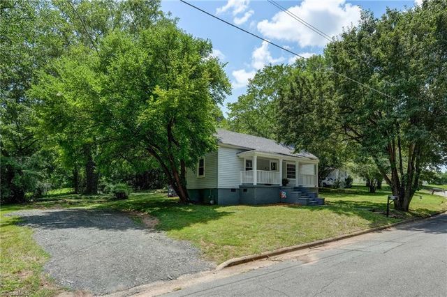 1322 Maryland Avenue, Eden, NC 27288