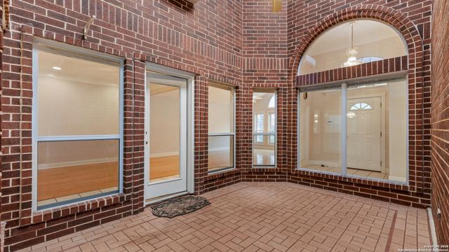 2282 Kensington, New Braunfels, TX 78130