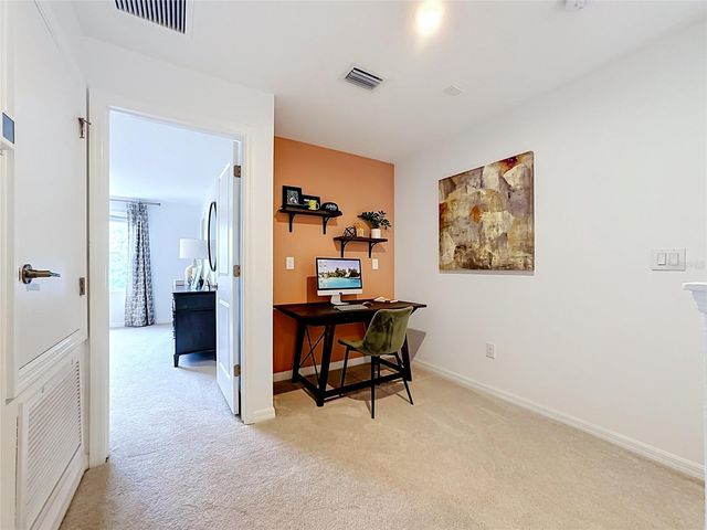 8429 LUNAR SKYE ST, Sarasota, FL 34241