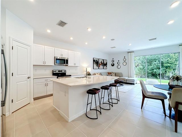 8429 LUNAR SKYE ST, Sarasota, FL 34241