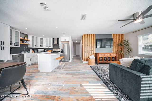 208 W Seminole Avenue 1, Melbourne, FL 32901