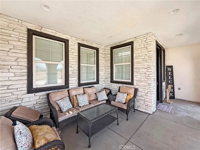 36426 50th Street East, Palmdale, CA 93552