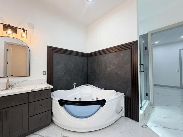 14537 Mira Vista Ln, Lockeford, CA 95237