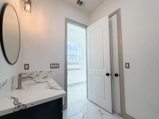 14537 Mira Vista Ln, Lockeford, CA 95237