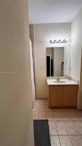 1033 SW 144th Ave 2705, Pembroke Pines, FL 33027