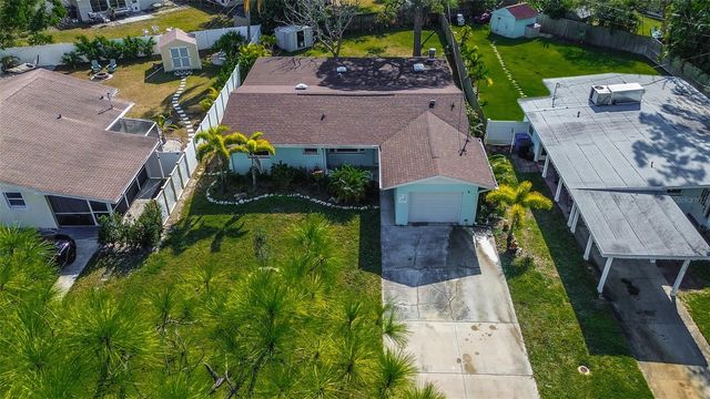 140 89TH AVENUE NE, St Petersburg, FL 33702