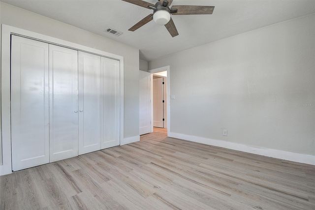 140 89TH AVENUE NE, St Petersburg, FL 33702