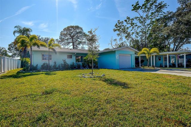 140 89TH AVENUE NE, St Petersburg, FL 33702