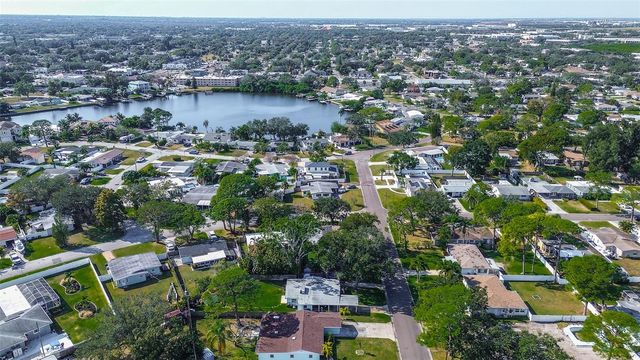 140 89TH AVENUE NE, St Petersburg, FL 33702