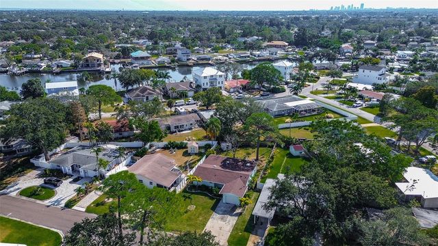 140 89TH AVENUE NE, St Petersburg, FL 33702