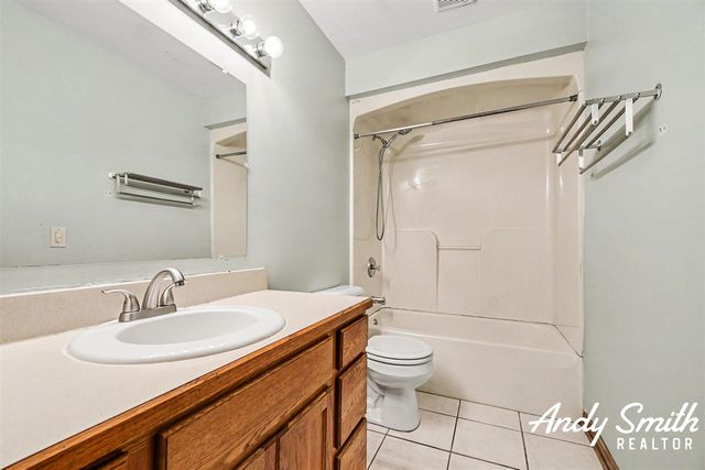 400-402 60th Street, Grand Rapids, MI 49548