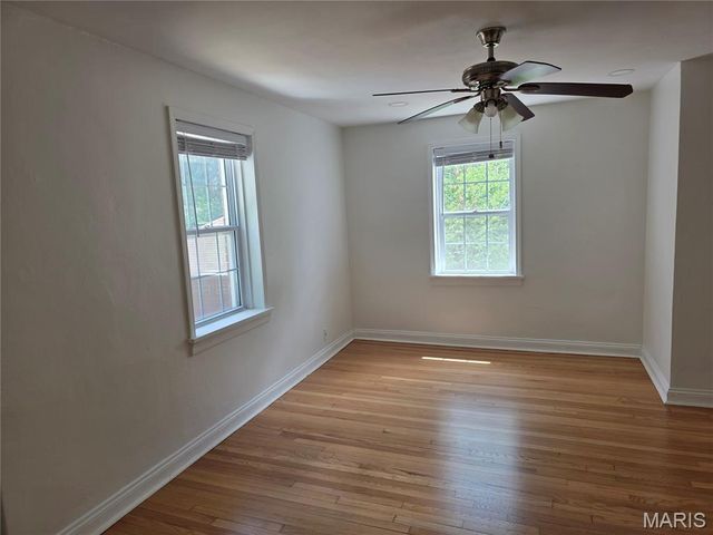 7264 Northmoor Drive, University City, MO 63105