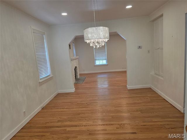 7264 Northmoor Drive, University City, MO 63105