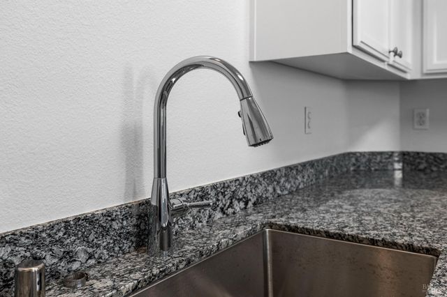 1461-1463 Trombetta St, Santa Rosa, CA 95407