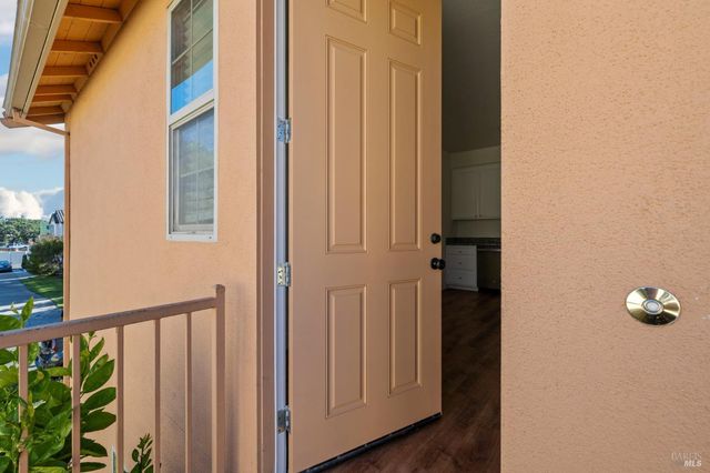 1461-1463 Trombetta St, Santa Rosa, CA 95407