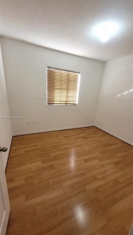 7241 NW 174th Ter 103, Hialeah, FL 33015