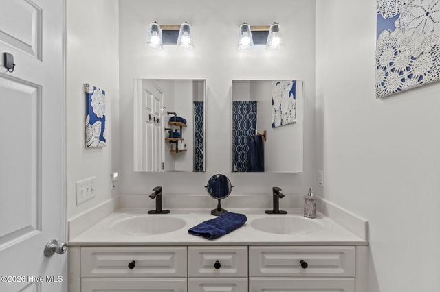 5154 Elton Drive SE, Southport, NC 28461