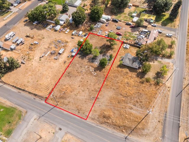 3902 E Lincoln Rd, Spokane, WA 99217