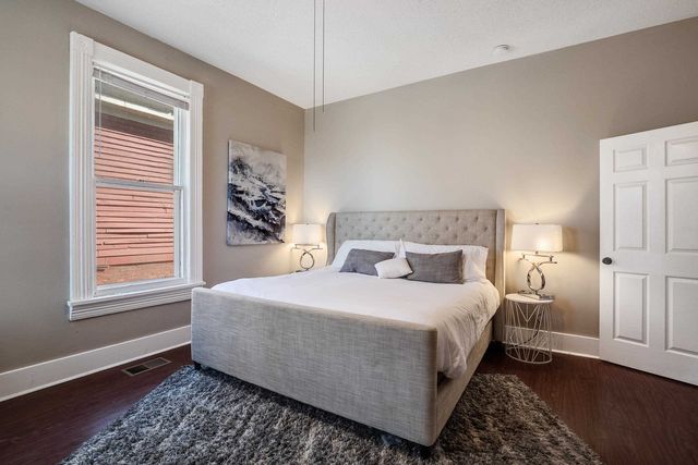 2096 LINDEN AVE, Memphis, TN 38104