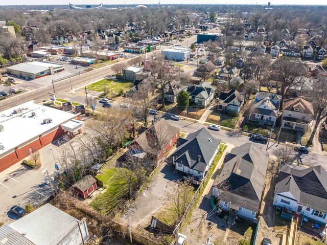 2096 LINDEN AVE, Memphis, TN 38104