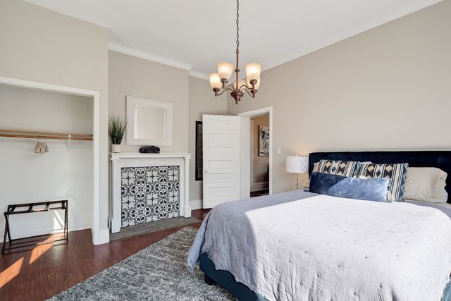 2096 LINDEN AVE, Memphis, TN 38104