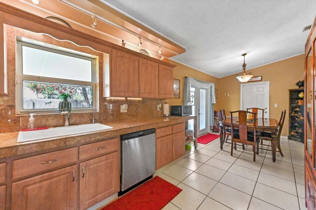 9681 Javert Street, Boynton Beach, FL 33436