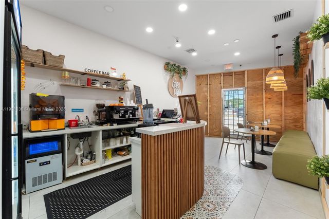 18172 NW 2nd Ave, Miami, FL 33169