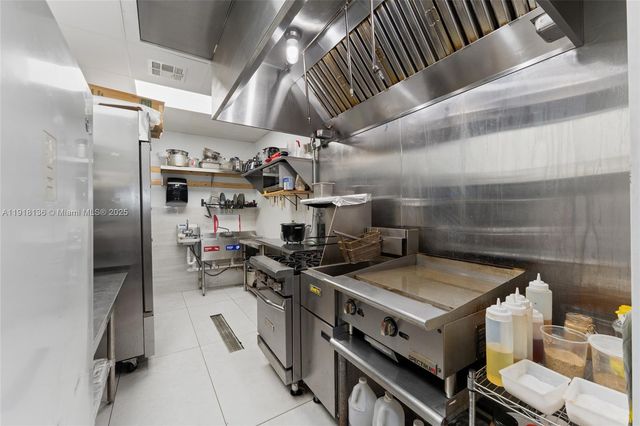 18172 NW 2nd Ave, Miami, FL 33169