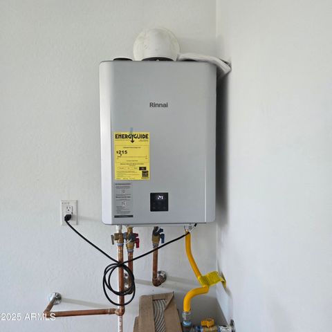 7409 W Peck Drive, Glendale, AZ 85303