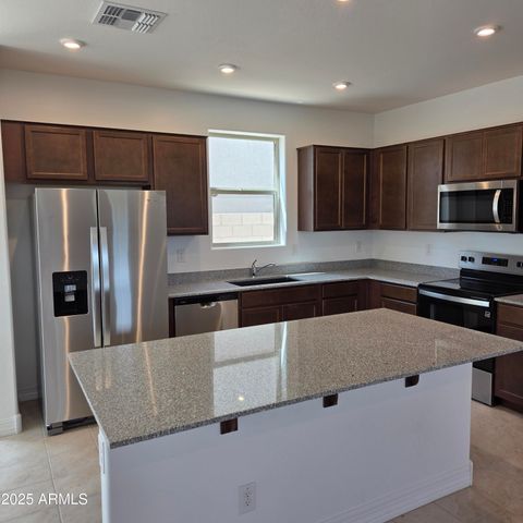 7409 W Peck Drive, Glendale, AZ 85303