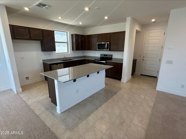 7409 W Peck Drive, Glendale, AZ 85303