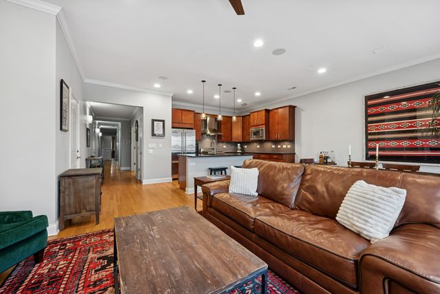 4743 N CLARK Street 4S, Chicago, IL 60640