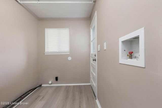 13413 Kinross Blvd, Louisville, KY 40272