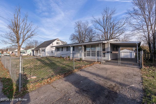 13413 Kinross Blvd, Louisville, KY 40272