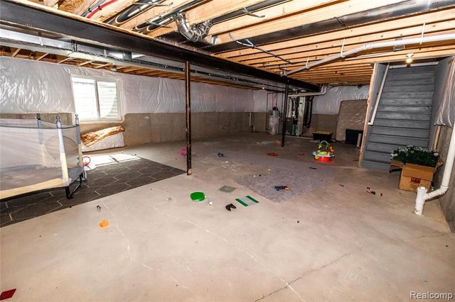 1408 Lincoln Street, Lapeer, MI 48446