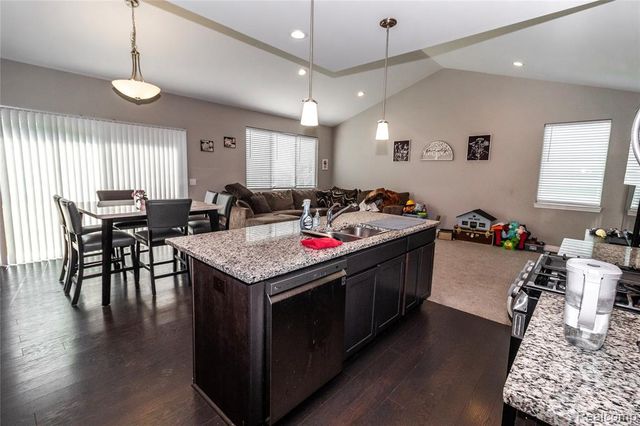 1408 Lincoln Street, Lapeer, MI 48446