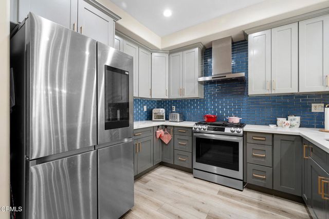 4520 Pennsylvania Avenue 118, La Crescenta, CA 91214
