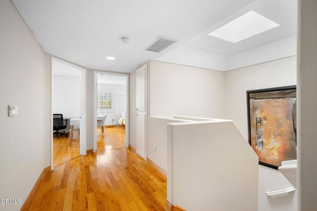 4520 Pennsylvania Avenue 118, La Crescenta, CA 91214