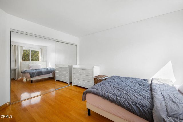 4520 Pennsylvania Avenue 118, La Crescenta, CA 91214
