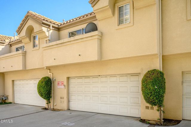 4520 Pennsylvania Avenue 118, La Crescenta, CA 91214