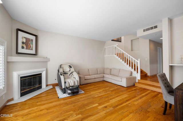 4520 Pennsylvania Avenue 118, La Crescenta, CA 91214